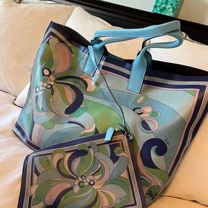 Pucci Beach Tote with mini clutch inside